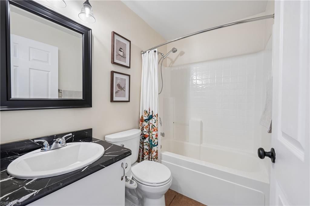 241 SW 34th Ter, Cape Coral, FL 33914 Photo