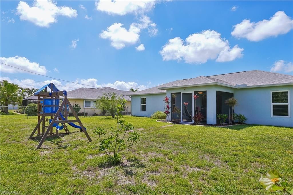 241 SW 34th Ter, Cape Coral, FL 33914 Photo