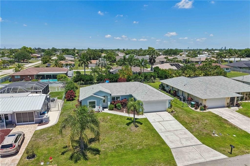 241 SW 34th Ter, Cape Coral, FL 33914 Photo