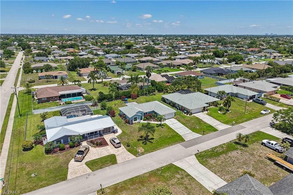 241 SW 34th Ter, Cape Coral, FL 33914 Photo