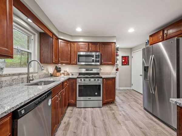 100 Circle Drive, Mckeesport, PA 15131