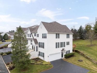 706 WHISPERING BROOKE DRIVE, Unit 706, NEWTOWN SQUARE, PA 19073