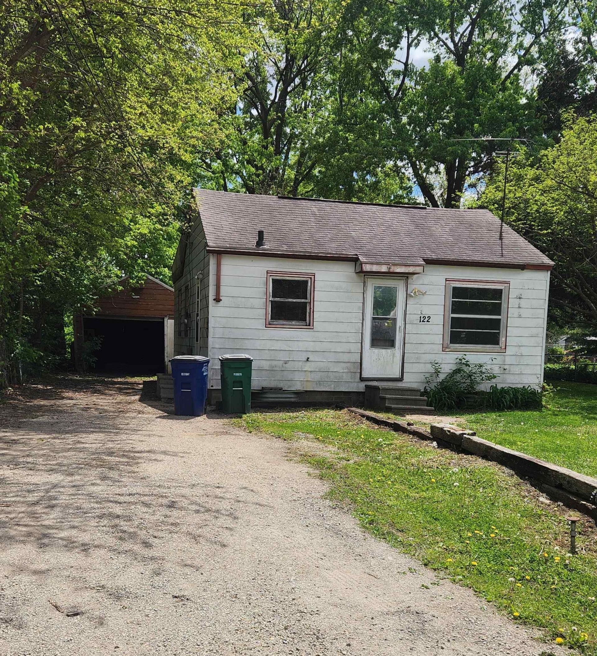 122 Doyle Avenue, Evansdale, IA 50707 Main Photo