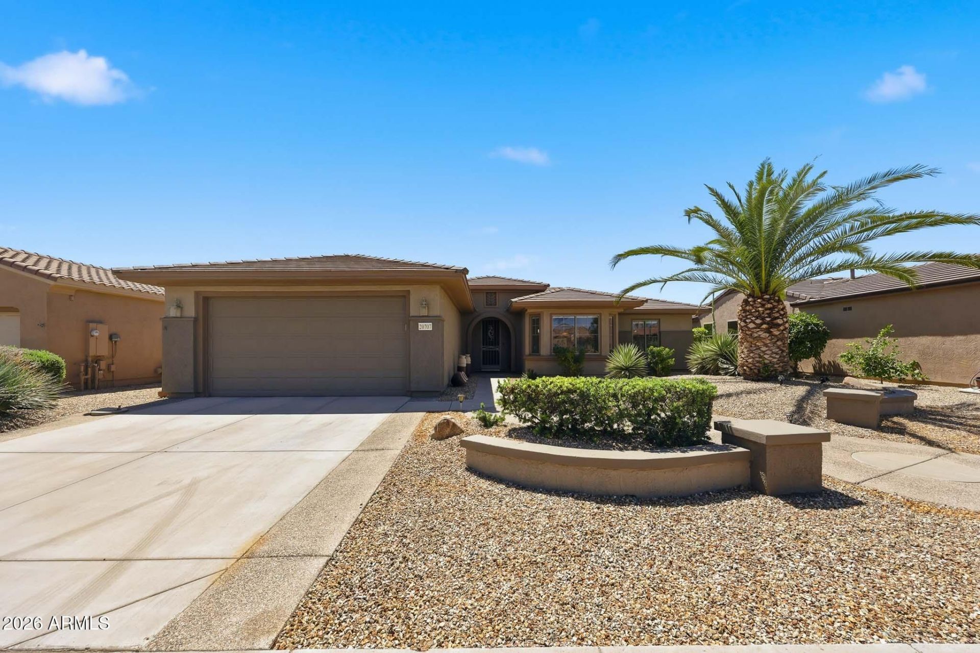 20707 N Canyon Whisper Drive, Surprise, AZ 85387 Main Photo