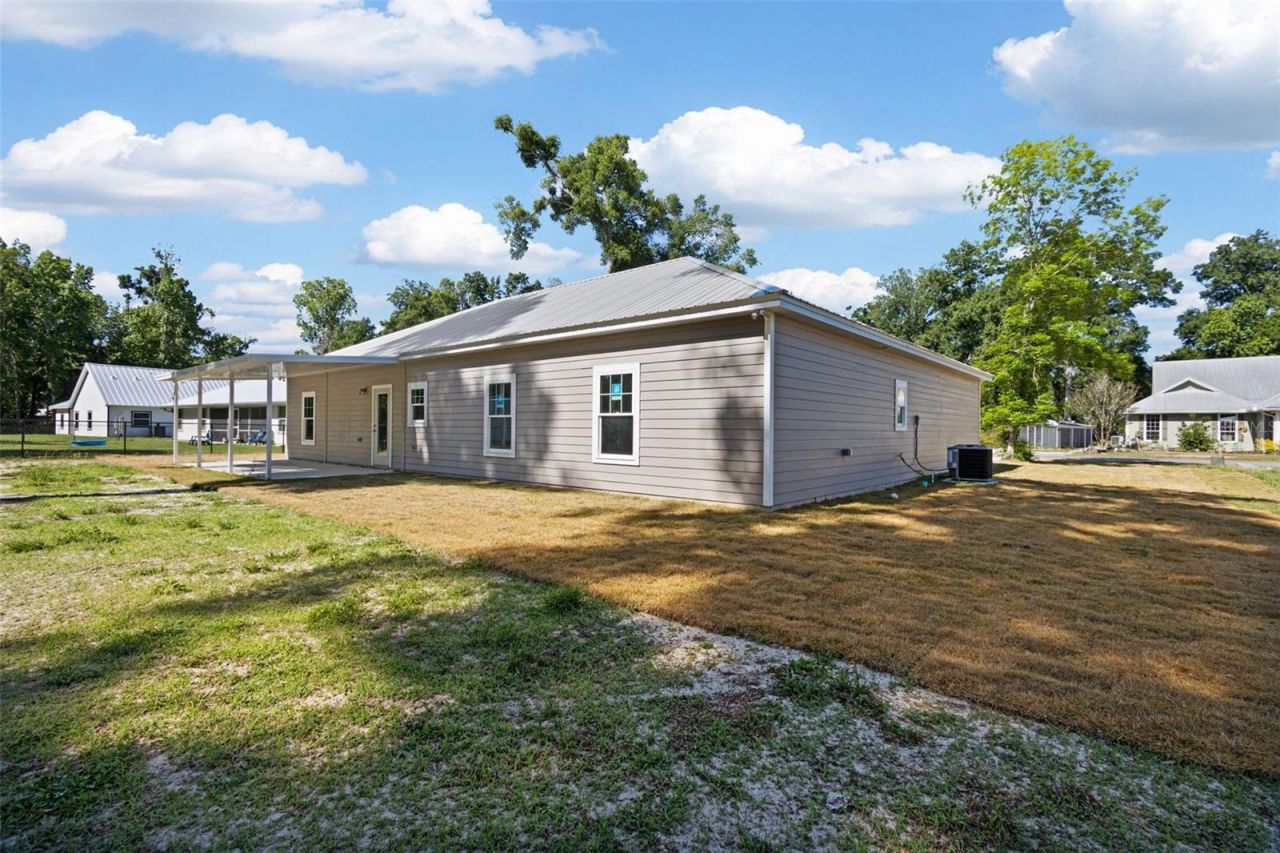 9100 Dorie Drive , Trenton, FL 32693 Photo