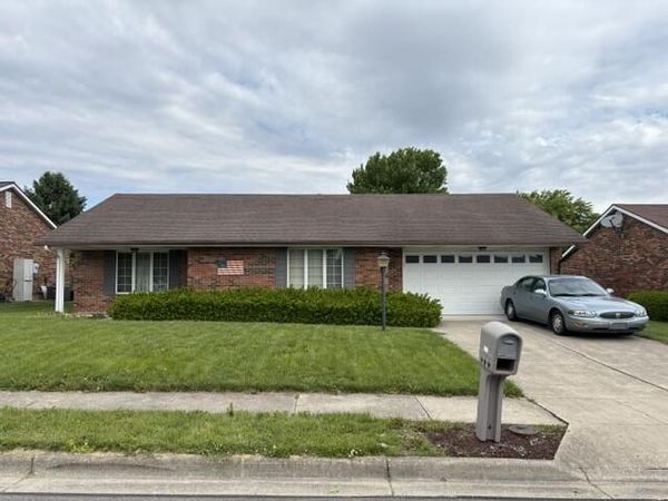 1232 Waterbury Place, Troy, OH 45373
