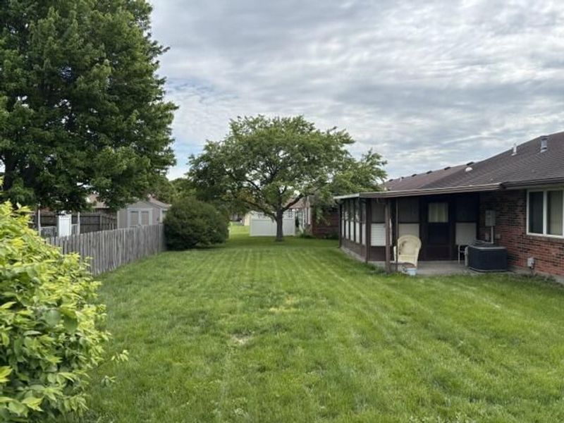 1232 Waterbury Place, Troy, OH 45373 Photo 4