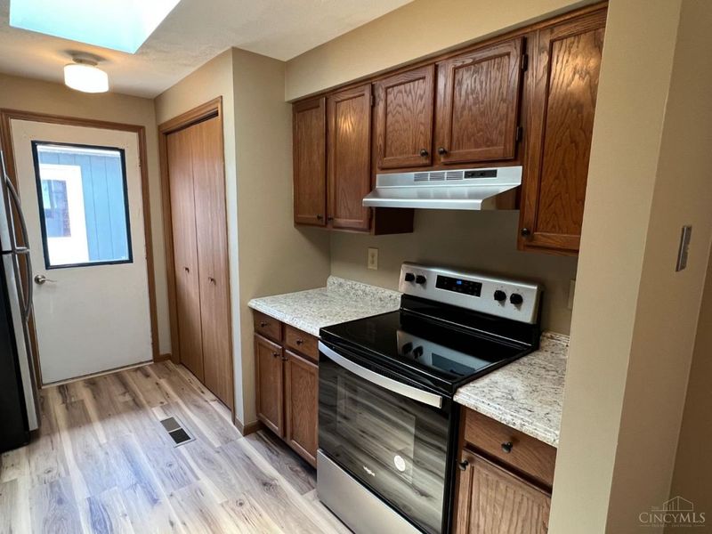 4512 Ridgewood Road E, Springfield, OH 45503 Photo 9