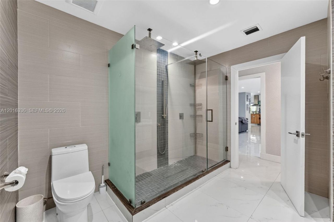 2918 Cleveland St , Hollywood, FL 33020 Photo