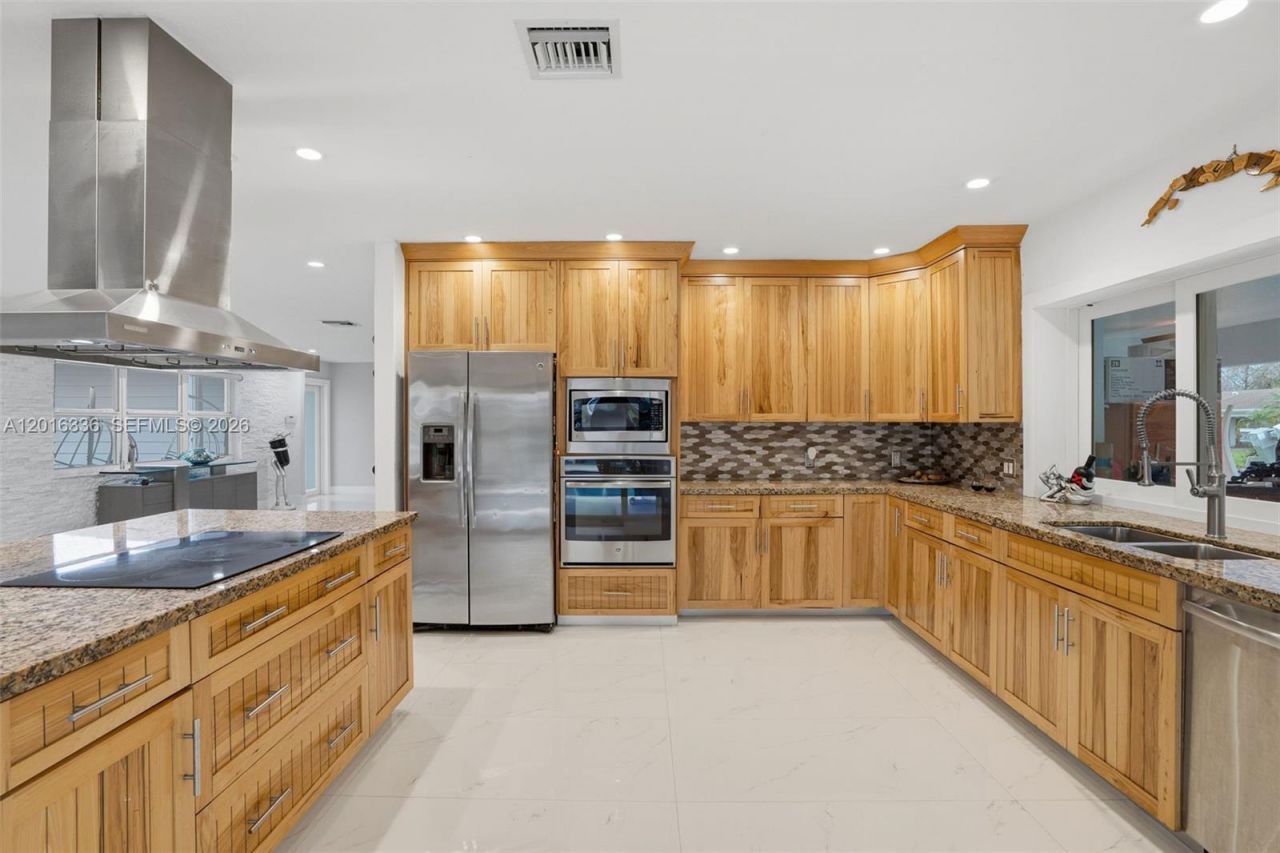 2918 Cleveland St , Hollywood, FL 33020 Photo