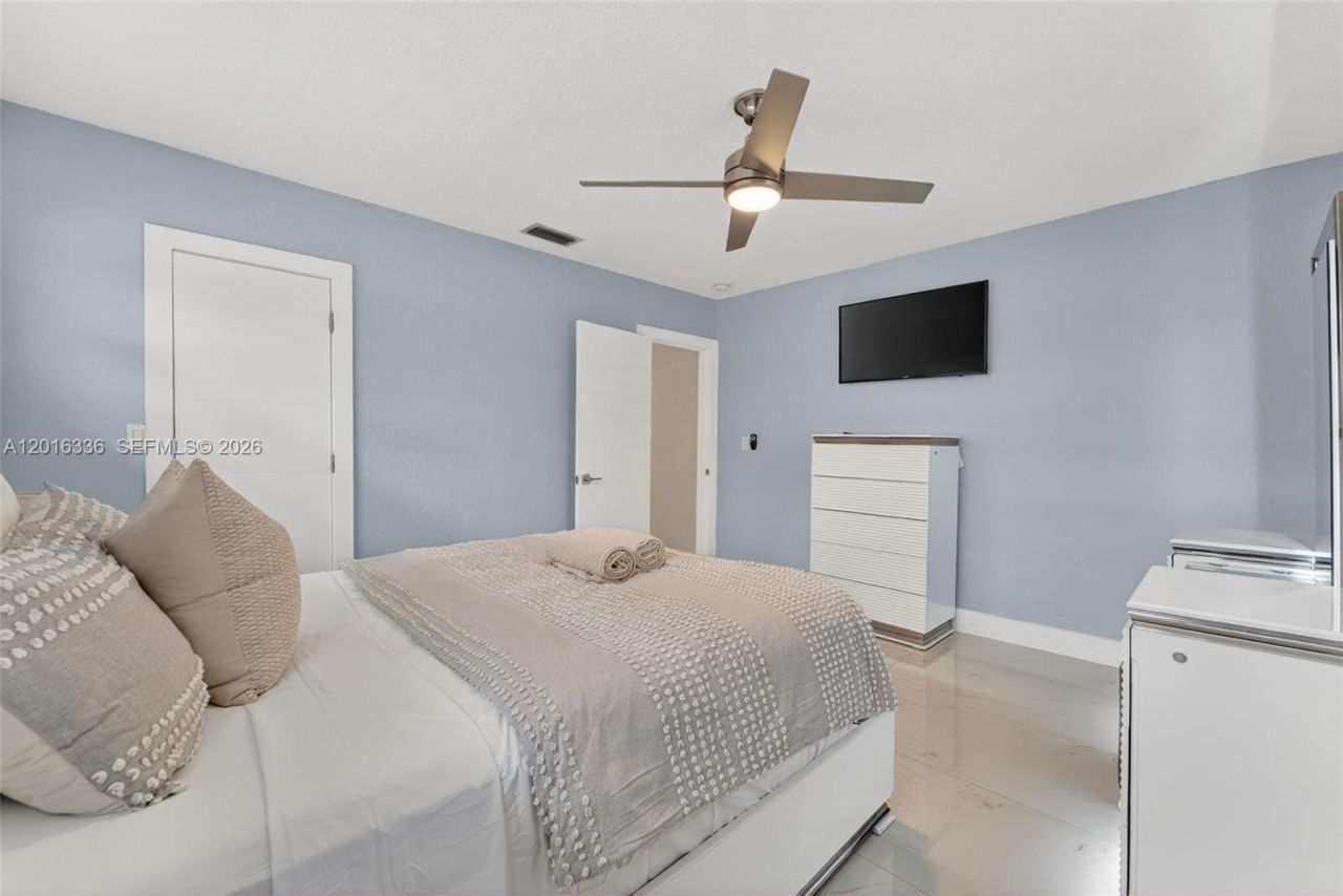 2918 Cleveland St , Hollywood, FL 33020 Photo