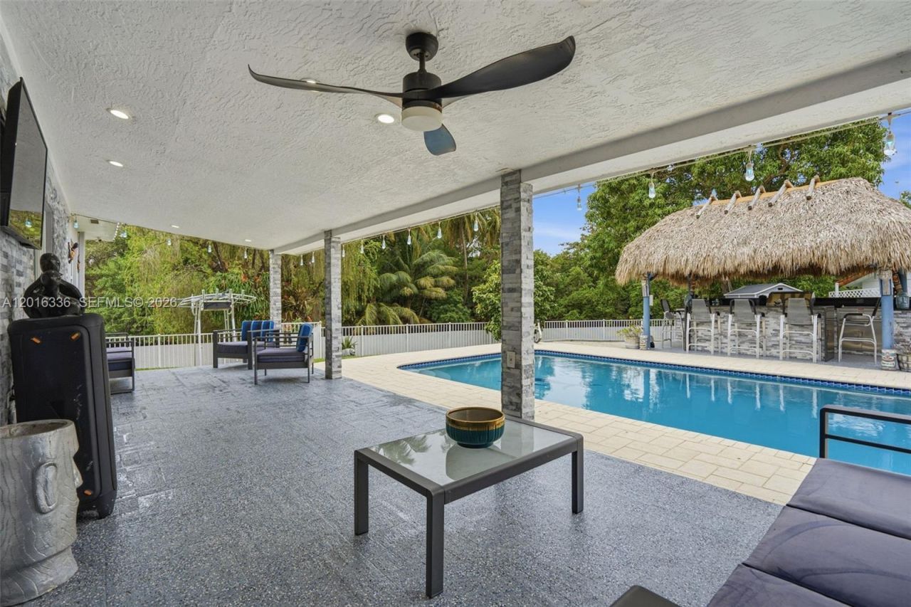 2918 Cleveland St , Hollywood, FL 33020 Photo