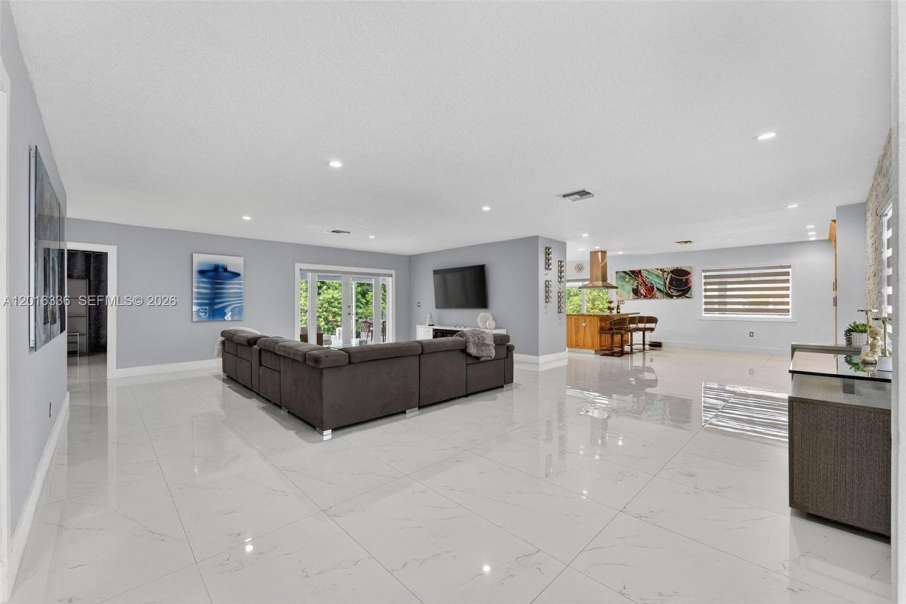 2918 Cleveland St , Hollywood, FL 33020 Photo