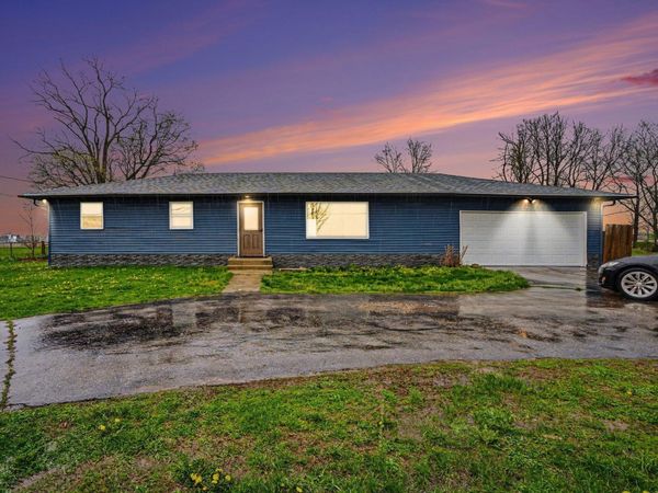 19617 county rd 2 Road, Bristol, IN 46507