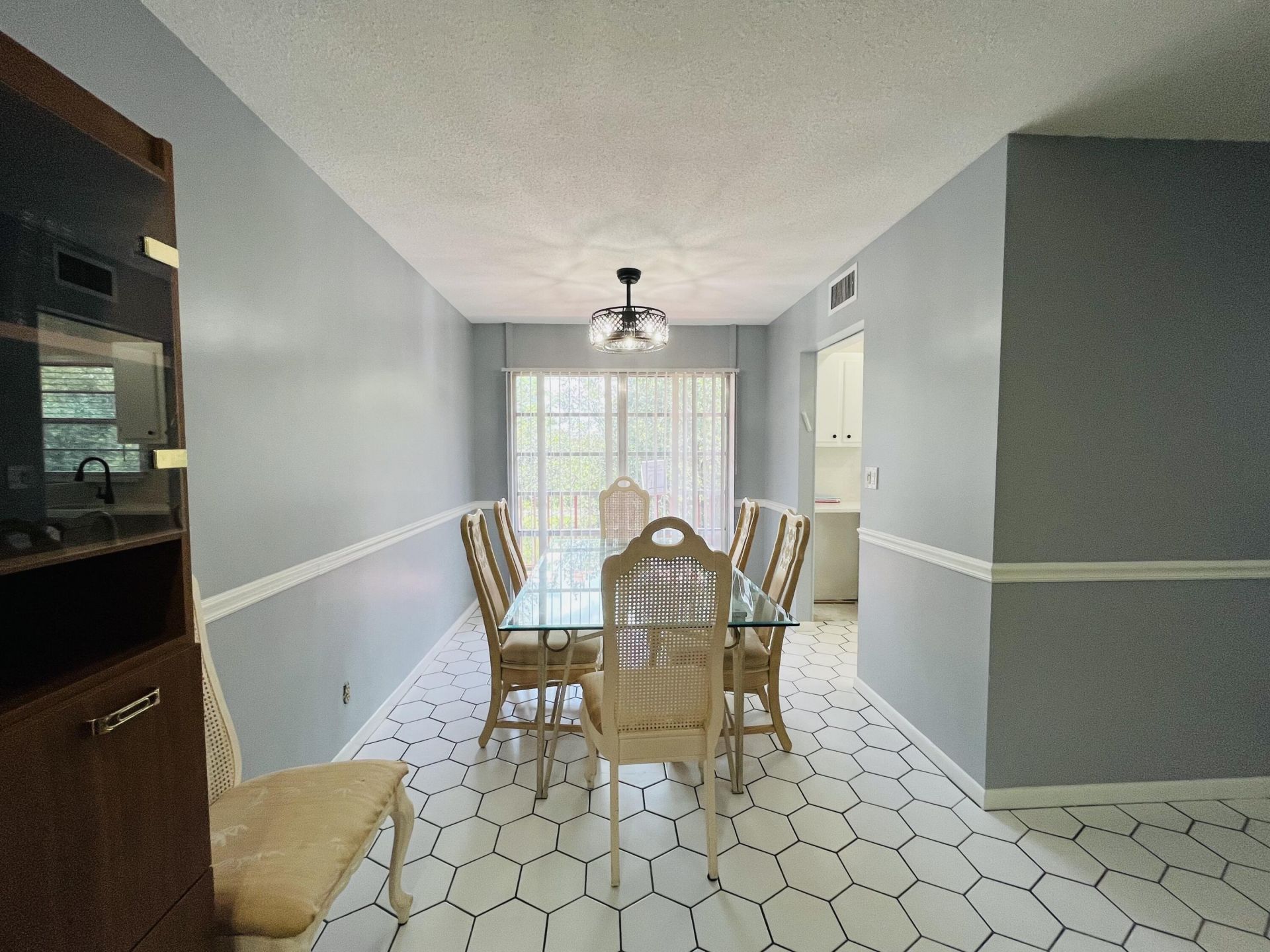11 Golfs Edge E, Unit E, West Palm Beach, FL 33417 Photo