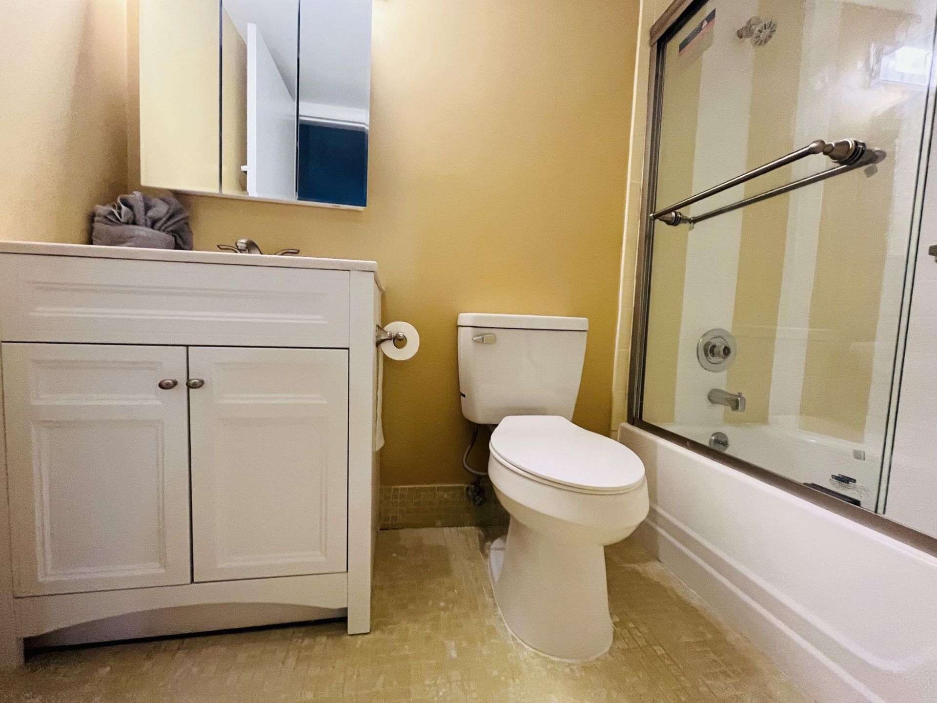 11 Golfs Edge E, Unit E, West Palm Beach, FL 33417 Photo