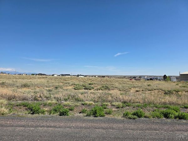 1929 E Farley Ave, Pueblo West, CO 81007