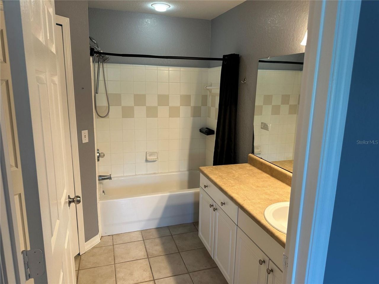 5601 Rosehill Road, Unit 201, Sarasota, FL 34233 Photo