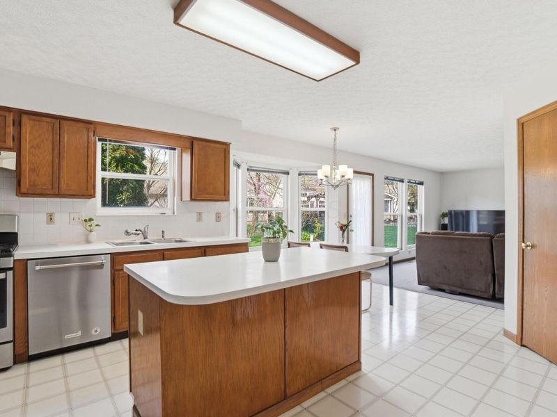3686 Riverlane Court, Columbus, OH 43221 Photo 15