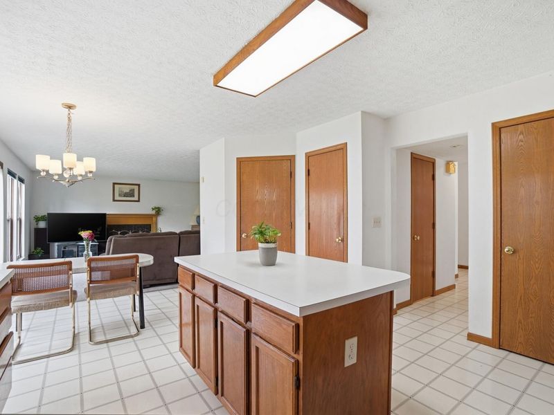 3686 Riverlane Court, Columbus, OH 43221 Photo 16