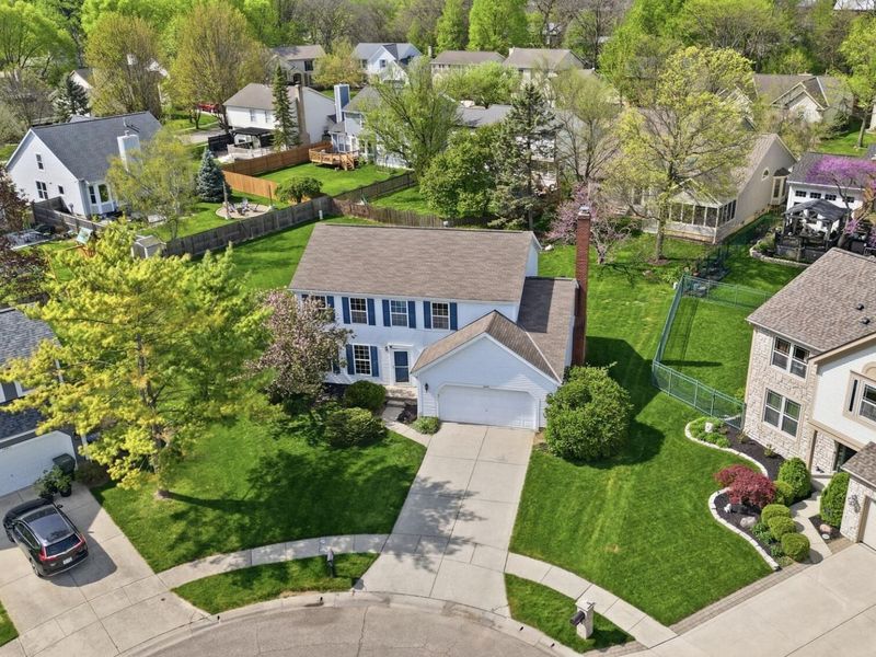 3686 Riverlane Court, Columbus, OH 43221 Photo 2