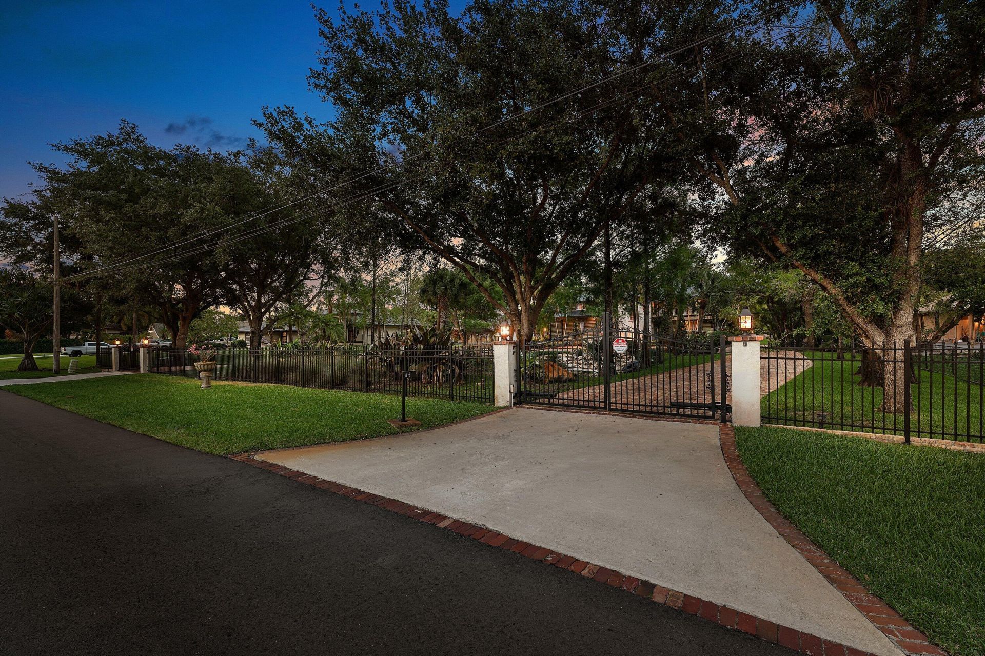 6002 NW 74th Terrace, Parkland, FL 33067 Photo