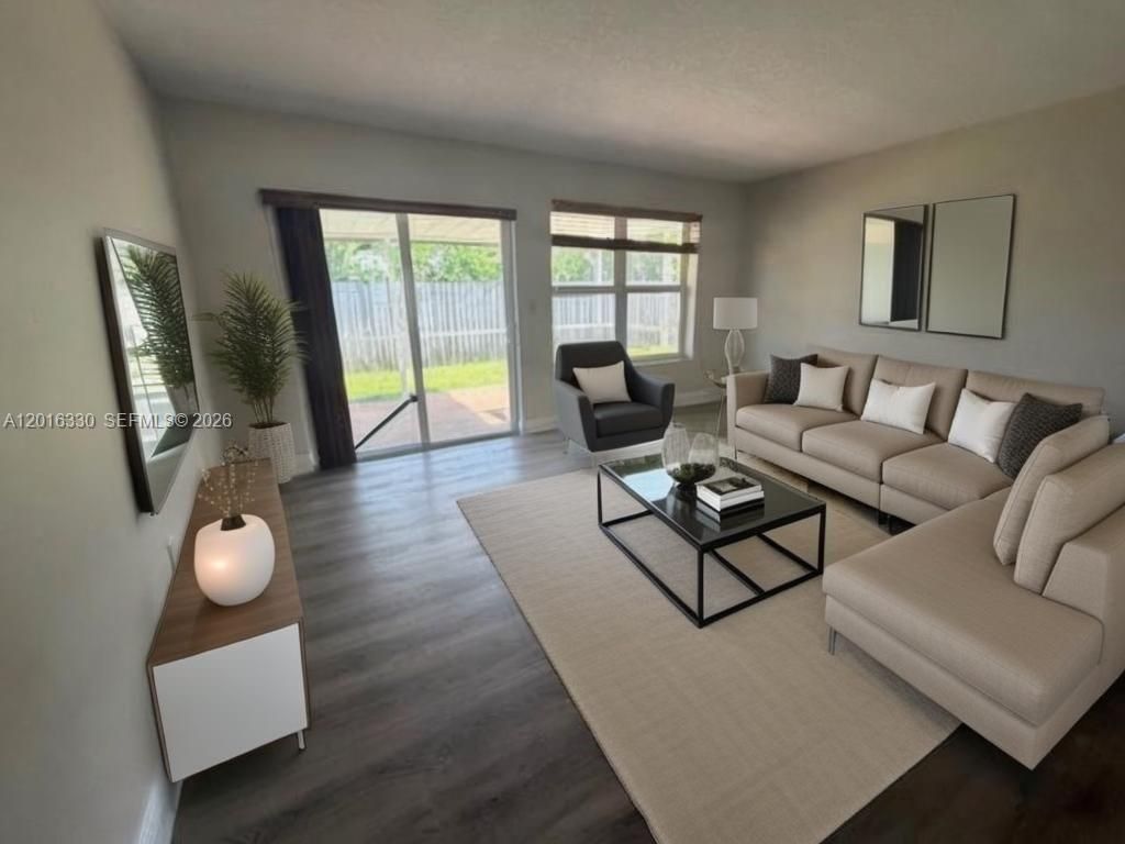 10524 NW 4th St , Plantation, FL 33324 Photo