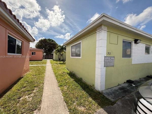 Unit 5, Miami, FL 33125