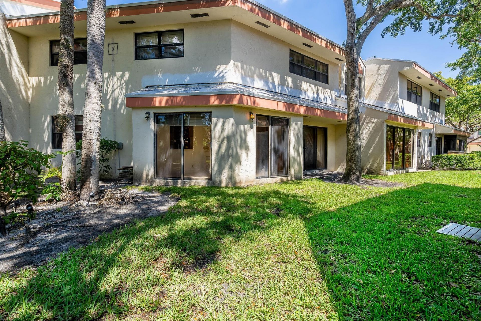 3404 Emerald Oaks Drive, Unit 803, Hollywood, FL 33021 Photo