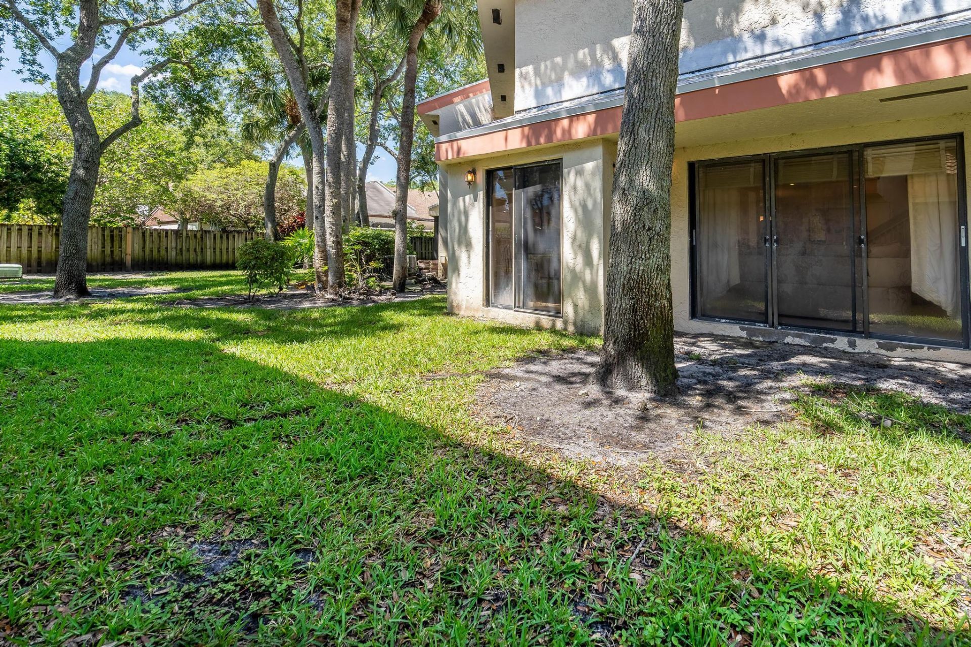 3404 Emerald Oaks Drive, Unit 803, Hollywood, FL 33021 Photo