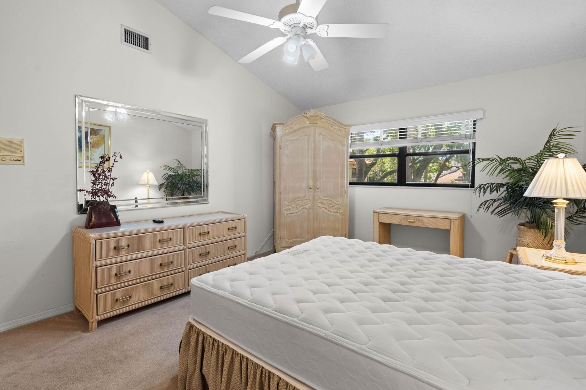 3404 Emerald Oaks Drive, Unit 803, Hollywood, FL 33021 Photo