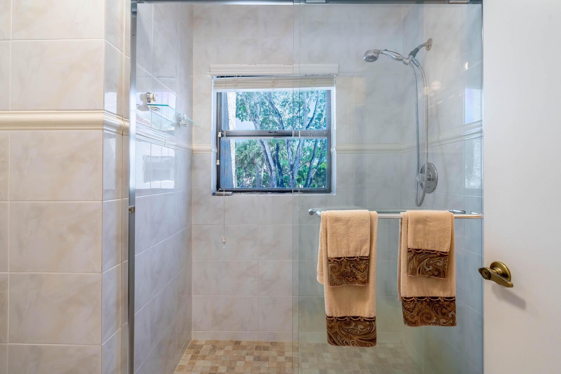 3404 Emerald Oaks Drive, Unit 803, Hollywood, FL 33021 Photo
