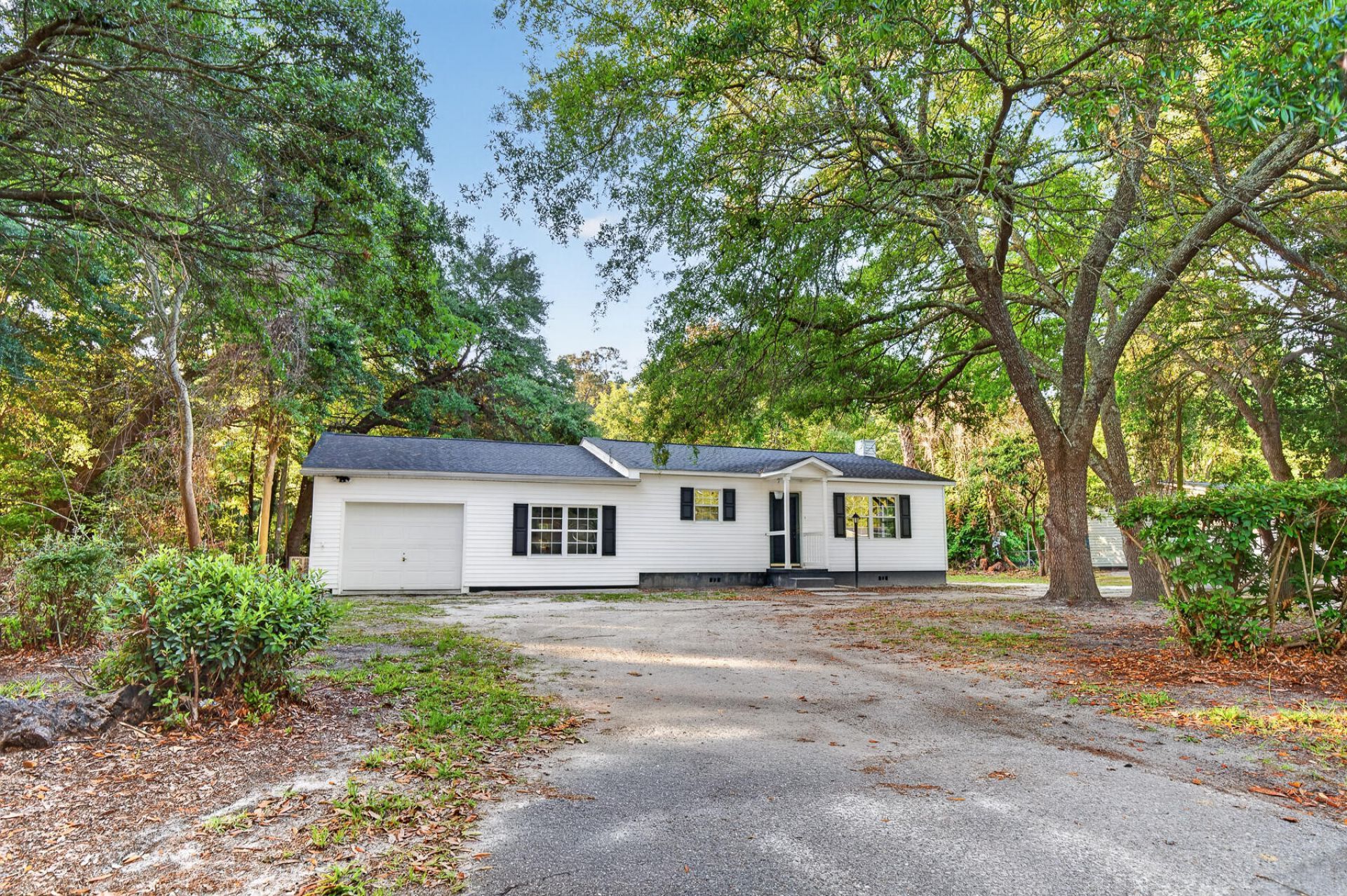727 Levee Drive Photo 12