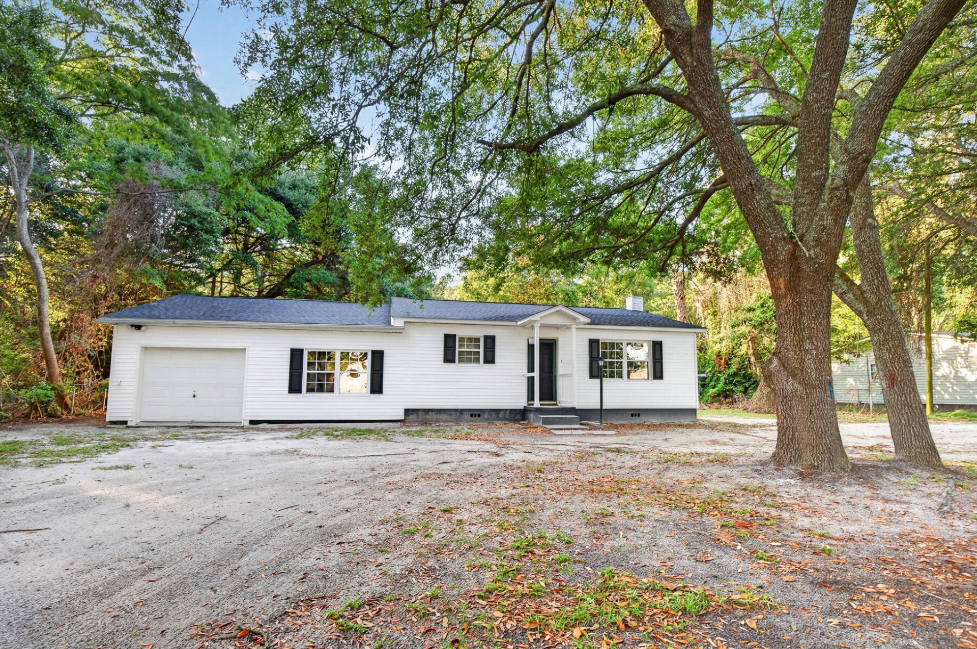 727 Levee Drive Photo 13
