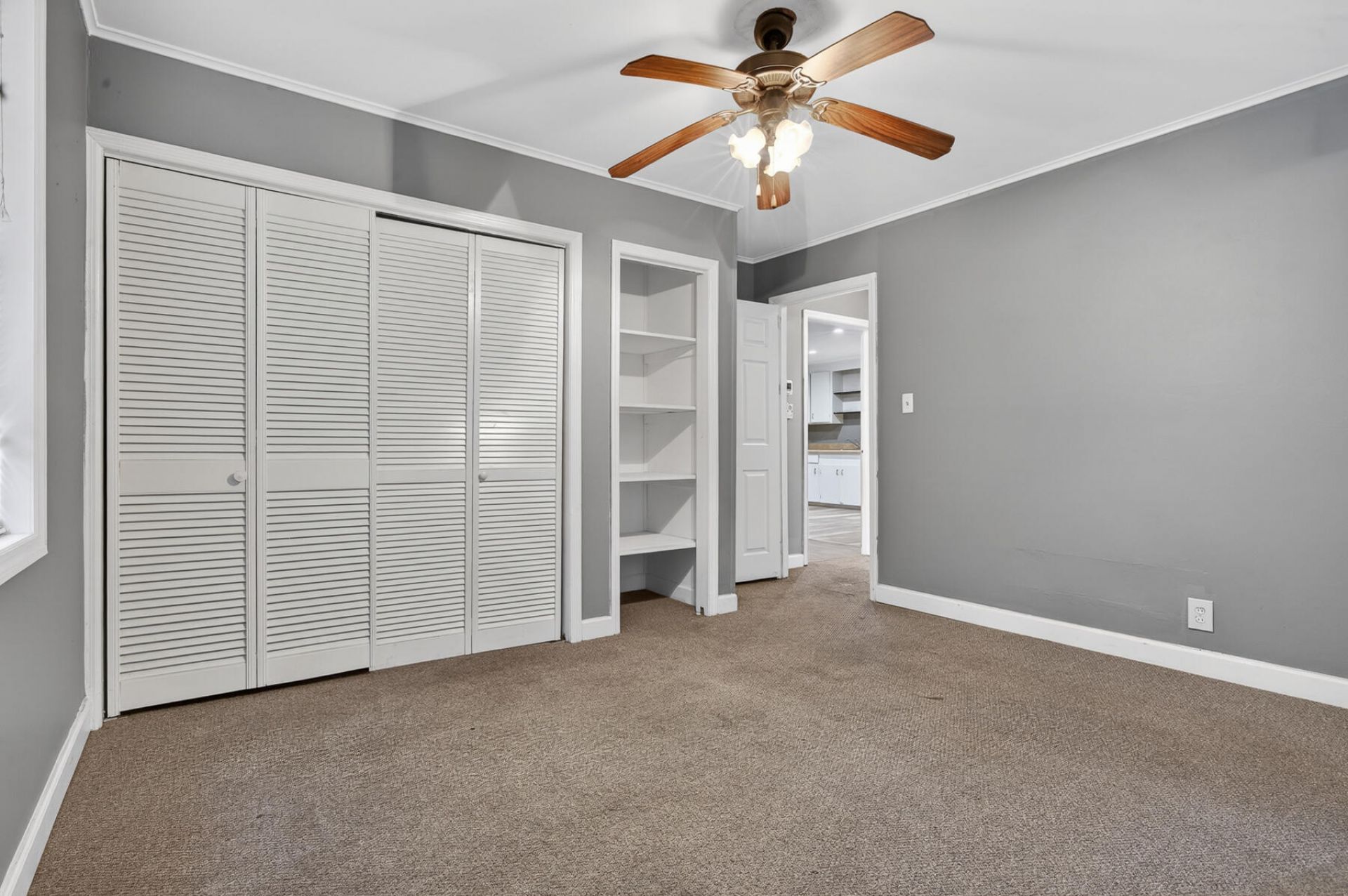 727 Levee Drive Photo 24