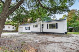 727 Levee Drive photo 4
