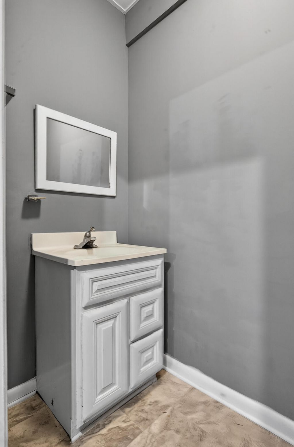 727 Levee Drive Photo 31