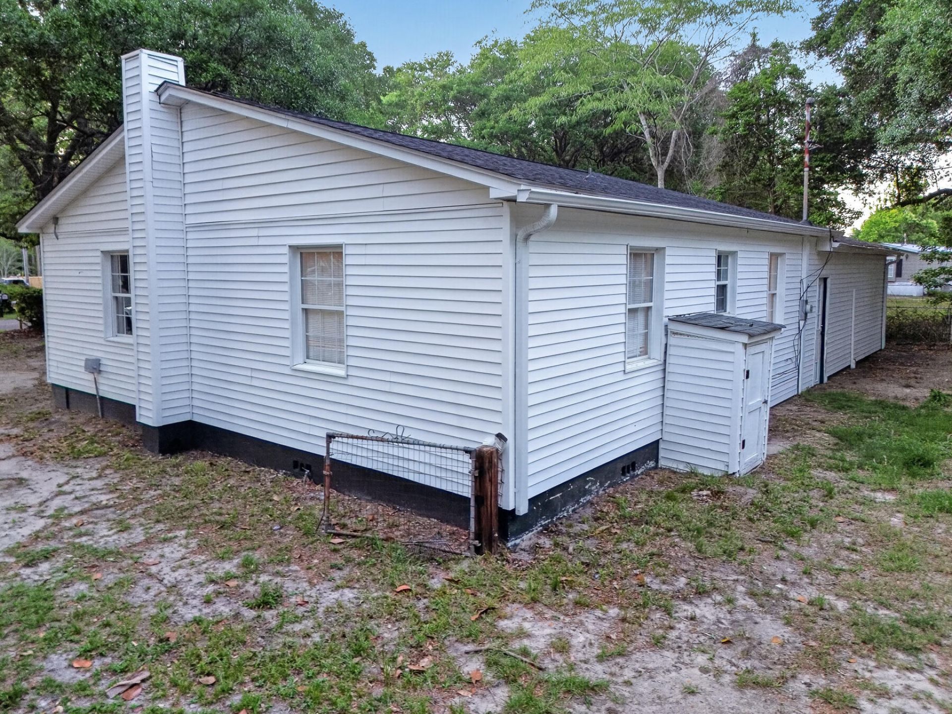 727 Levee Drive Photo 45