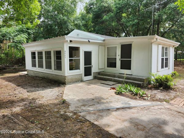 3585 Aurantia Road , Mims, FL 32754