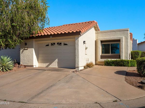 698 LEISURE WORLD, Mesa, AZ 85206