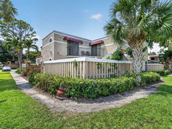 4355 Village Drive, Unit B, Delray Beach, FL 33445