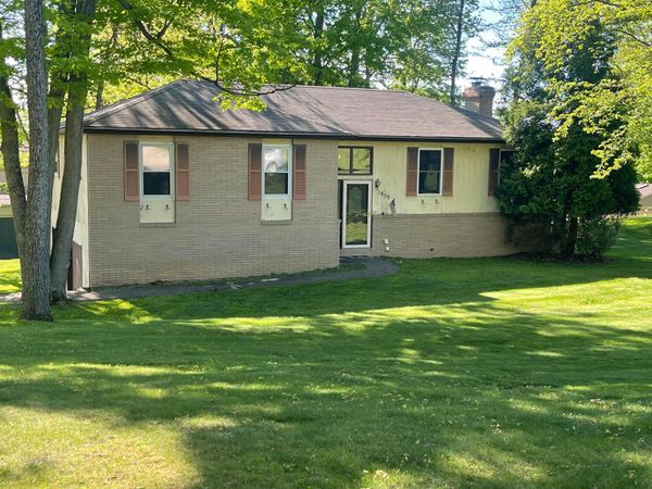 1850 Cedar Circle, Heath, OH 43056