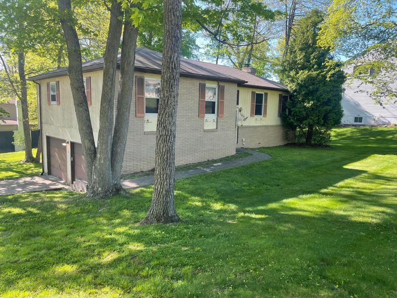 1850 Cedar Circle, Heath, OH 43056 Photo 2