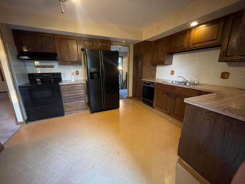 1850 Cedar Circle, Heath, OH 43056 Photo 9