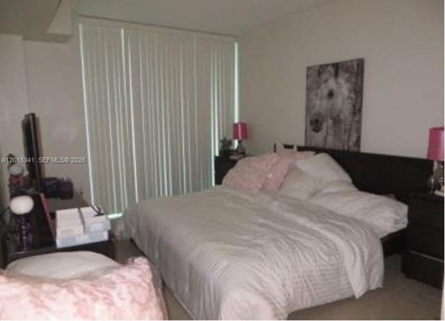 1900 N Bayshore Dr , Unit 1707, Miami, FL 33132 Photo