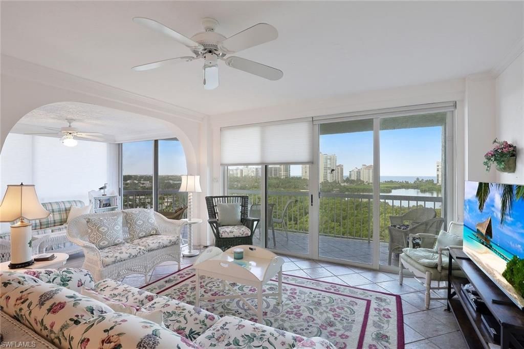 5501 Heron Point Dr, Unit 702, Naples, FL 34108 Photo