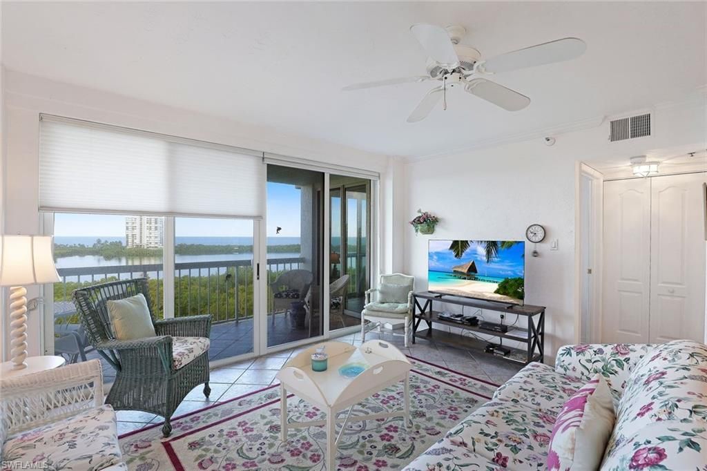 5501 Heron Point Dr, Unit 702, Naples, FL 34108 Photo