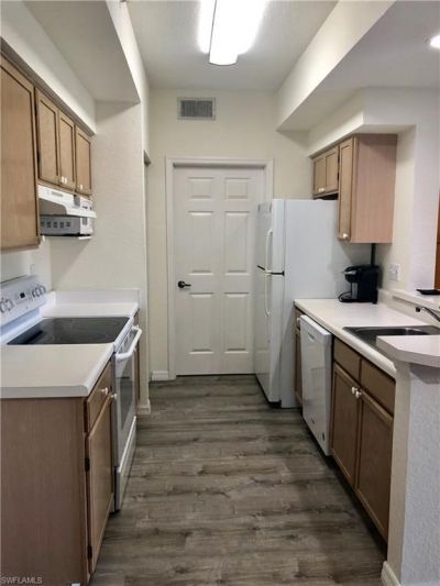 4620 Saint Croix Ln, Unit 925, Naples, FL 34109 Photo
