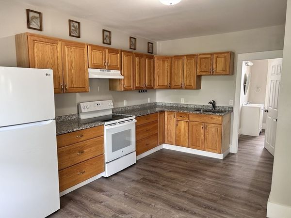 45 Greenwood St, Unit U2F, Gardner, MA 01440