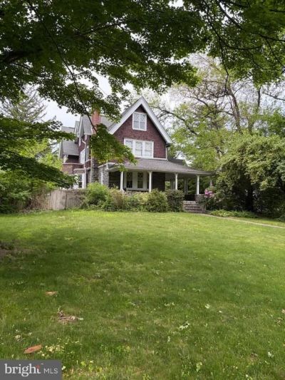 212 S CHESTER ROAD, SWARTHMORE, PA 19081